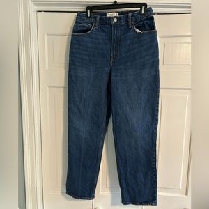 10S Abercrombie & Fitch Curve Love The 90’s Straight Ultra High Rise Jeans